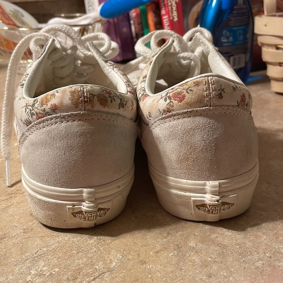 Vans, W10.5, cream floral print - Picture 4 of 5